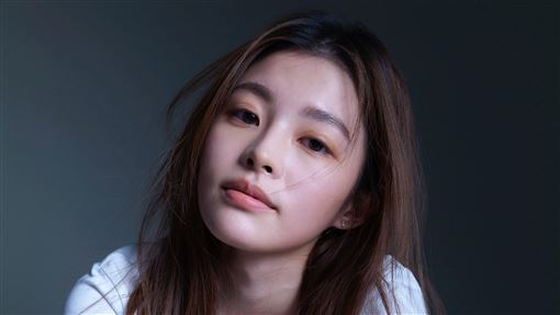 詹子萱參與港劇　許願同框周迅、周冬雨