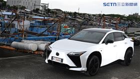 Lexus RZ 550e F SPORT電動休旅車。（記者鍾釗榛攝影）