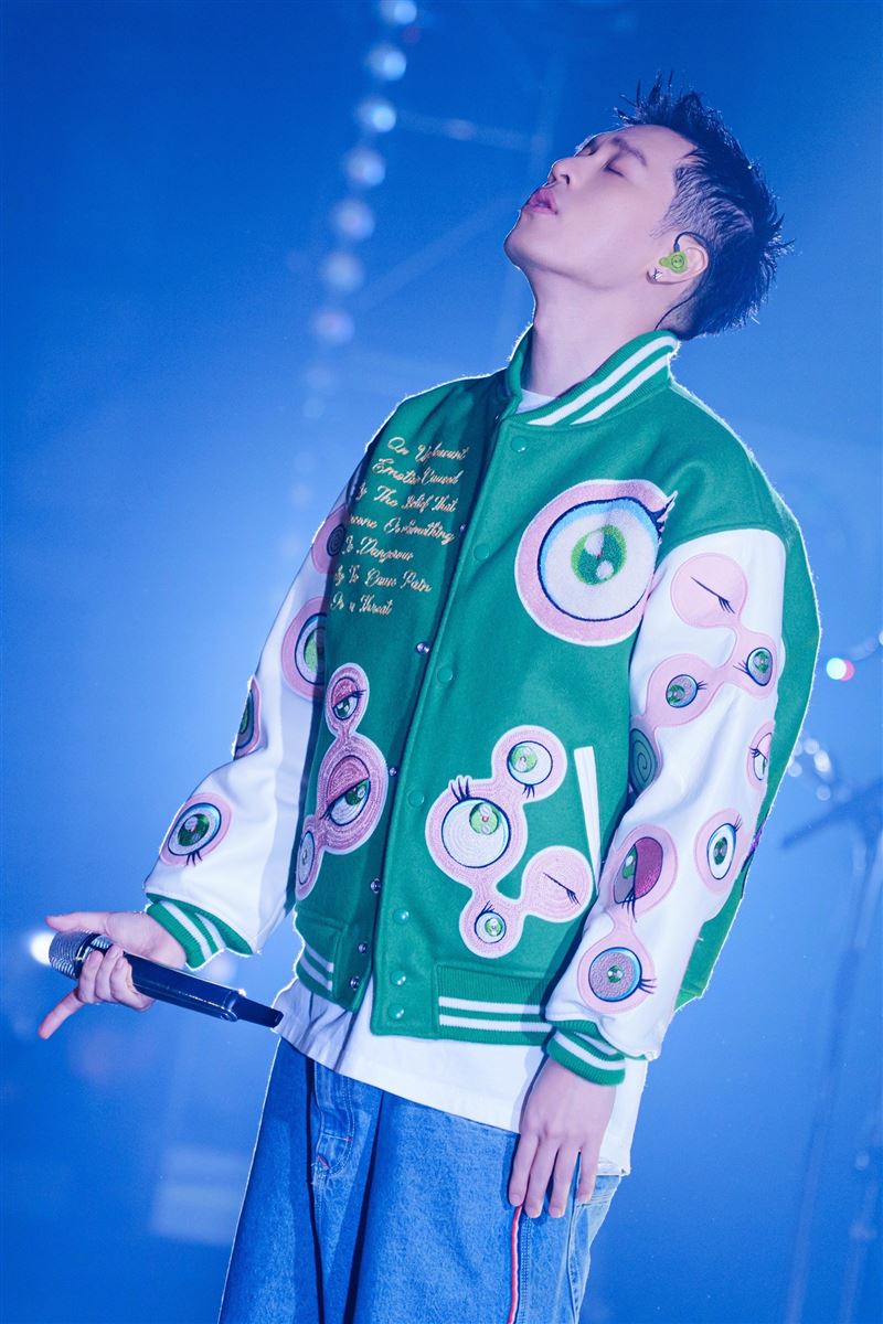 周湯豪受邀唱婚禮。(圖/環球音樂提供)