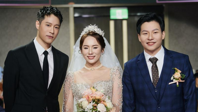 周湯豪受邀唱婚禮。(圖/環球音樂提供)