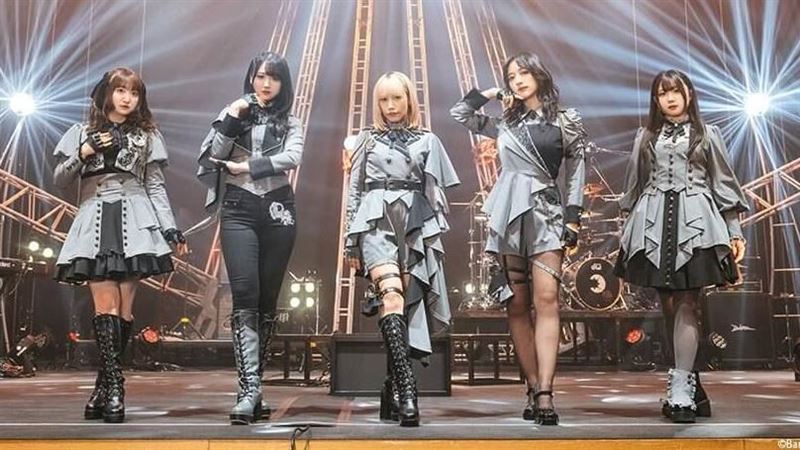 日女團東京公演遭鬧場 疑中國觀眾罵高市