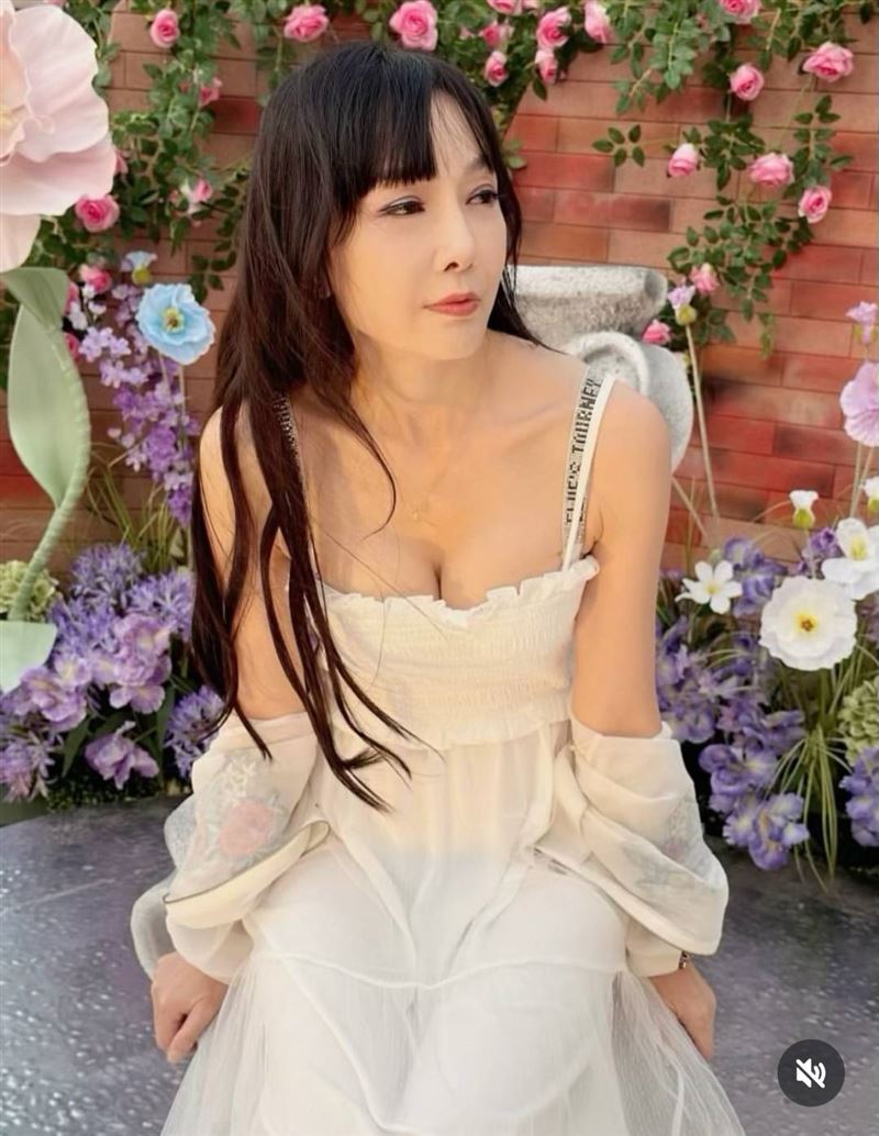 胡文英近日人在北京。(圖/翻攝自IG)