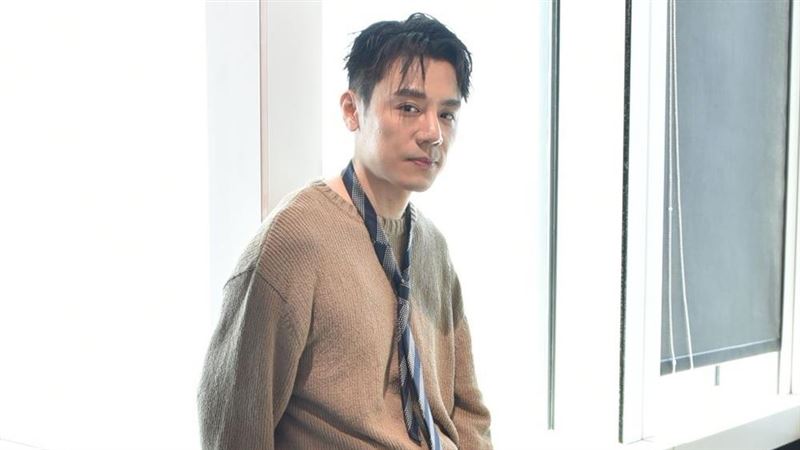 男星賣光股票當清潔工 追夢遭父狠嗆淚崩