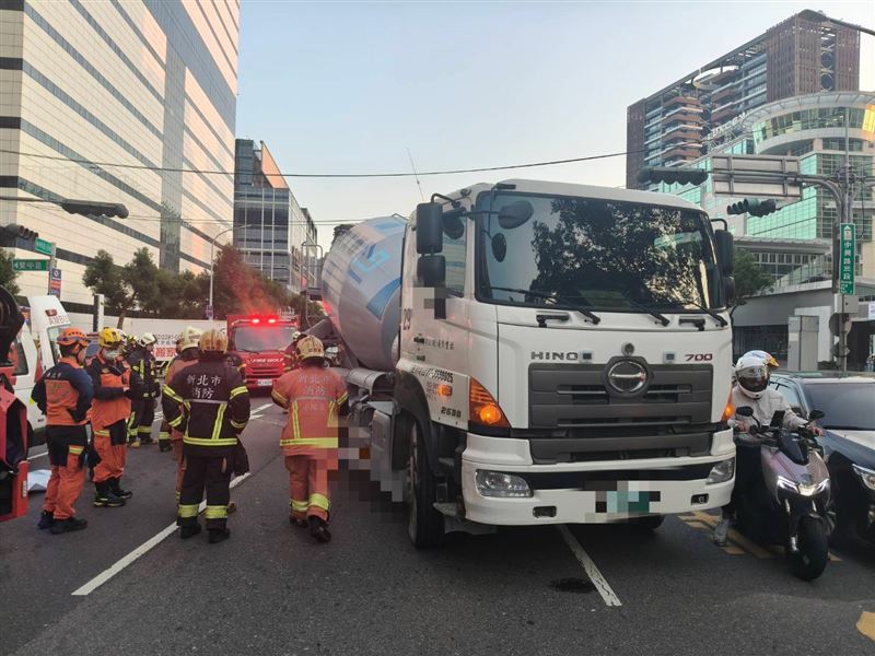 消防隊獲報到場。(圖/翻攝畫面)