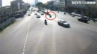 新車上路不到30分鐘！特斯拉慘遭巨輪猛撞