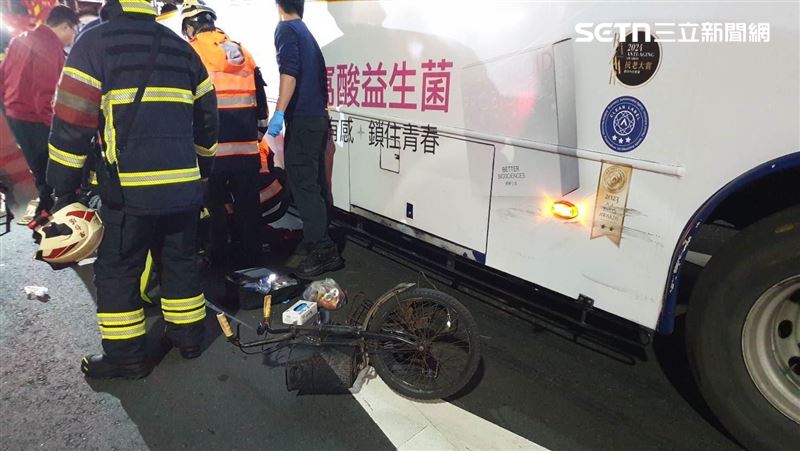 新/台北公車輾人!七旬婦捲車底斷魂