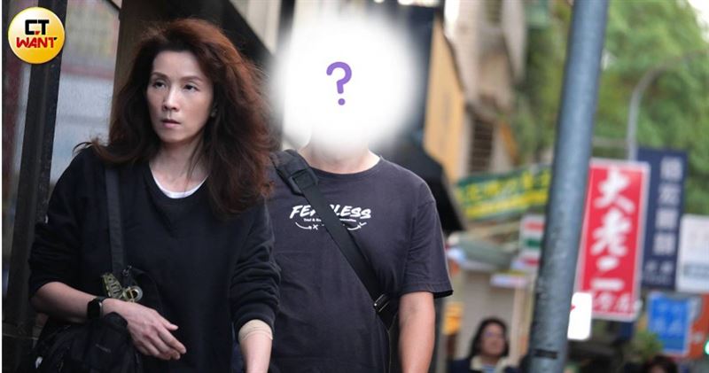 本刊接獲爆料並捕獲葉全真與同學兼合夥人戀愛ING（圖／本刊攝影組）