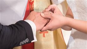 新婚，結婚，戒指(圖／PIXABAY)