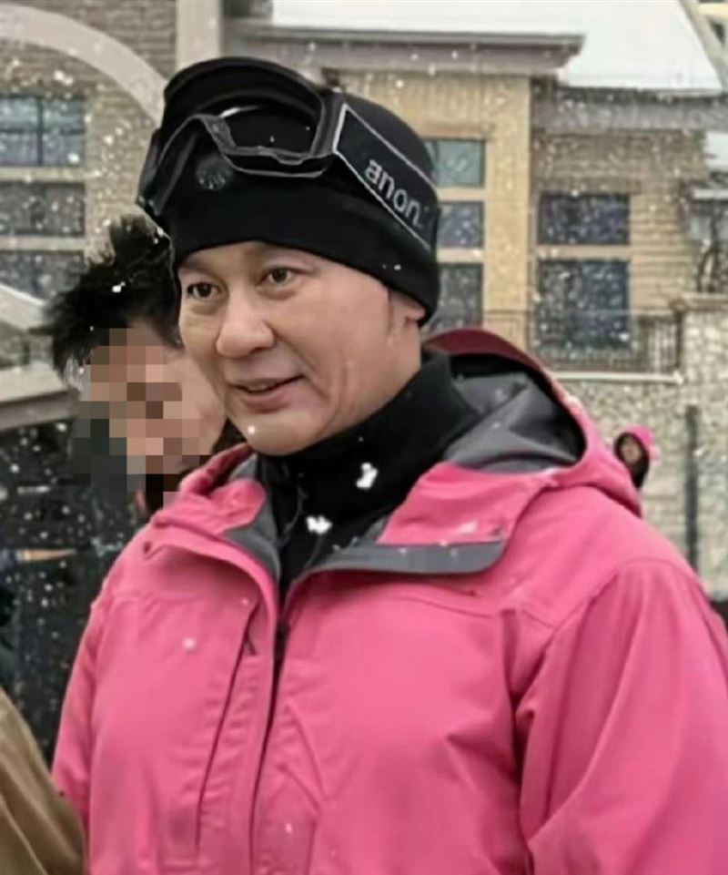 李晨近況被指飄老人味。（圖／翻攝自微博）