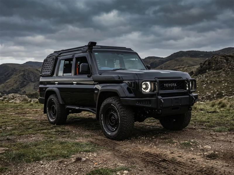 搭載2.8升渦輪柴油引擎，動力與傳動系統全數維持原廠設定。（圖／翻攝PVS Automotive網站）