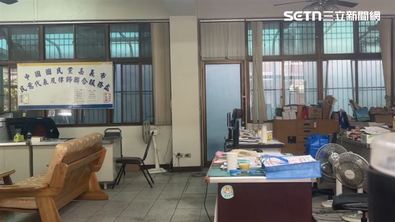 國民黨嘉義市黨部今天（17日）上午，突遭檢調搜索。（圖／記者廖國雄攝影）