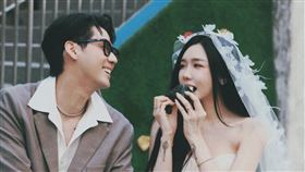 李玉璽與許允樂結婚。（圖／翻攝自臉書）