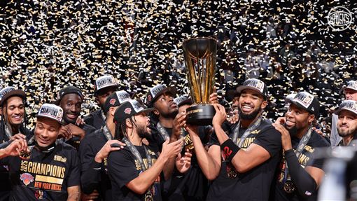 尼克勝馬刺奪NBA盃冠軍　中止52年獎盃荒