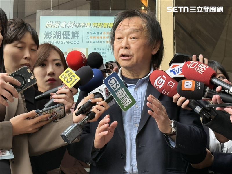 民進黨立委王世堅出席中常會前受訪（圖／記者劉秀敏攝影）