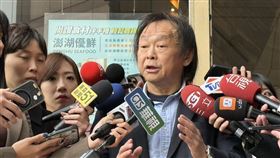 民進黨立委王世堅出席中常會前受訪（圖／記者劉秀敏攝影）
