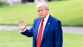 美國總統川普宣布全面海上封鎖委內瑞拉，不准受制裁的油輪出入，但此命令的合法性立即受到專家們質疑。（圖／翻攝自X平台 @Maga_Trigger）