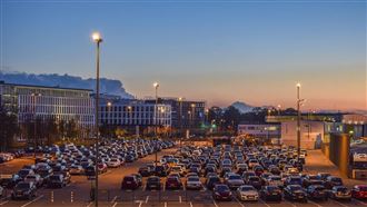 川普冷落電動車政策　新能源車市場恐給中