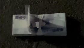 台中,10萬,網友,路邊拾獲,一本千元鈔,大雅分局（圖／翻攝自Threads @lyx_61）