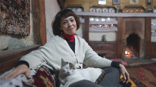 大咖歌后：當藝人讓我變廢人　出國吐心聲