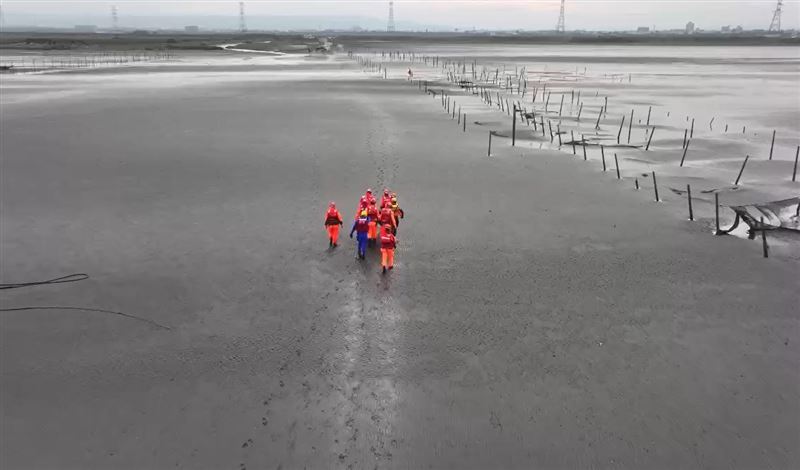 魏姓警務員從警35年,工作認真,勤餘喜愛釣魚、種菜,如今卻傳出噩耗令家屬及警局同仁相當哀痛。(圖/翻攝畫面)