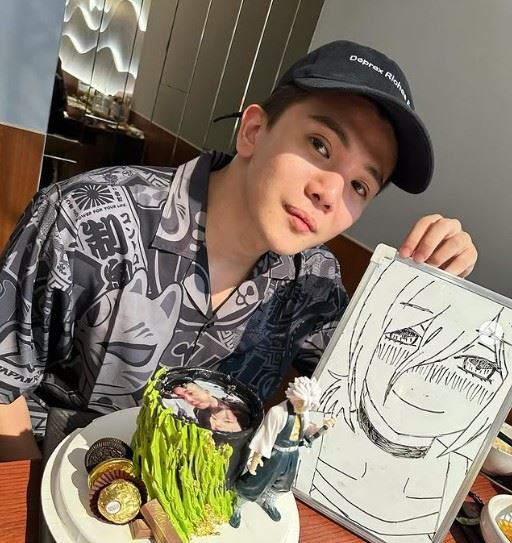 YouTuber孫生性騷擾風波持續延燒，繼今年2月案件曝光後，18日再有模特兒出面指控私訊內容令人不適。（圖／翻攝自孫生IG）