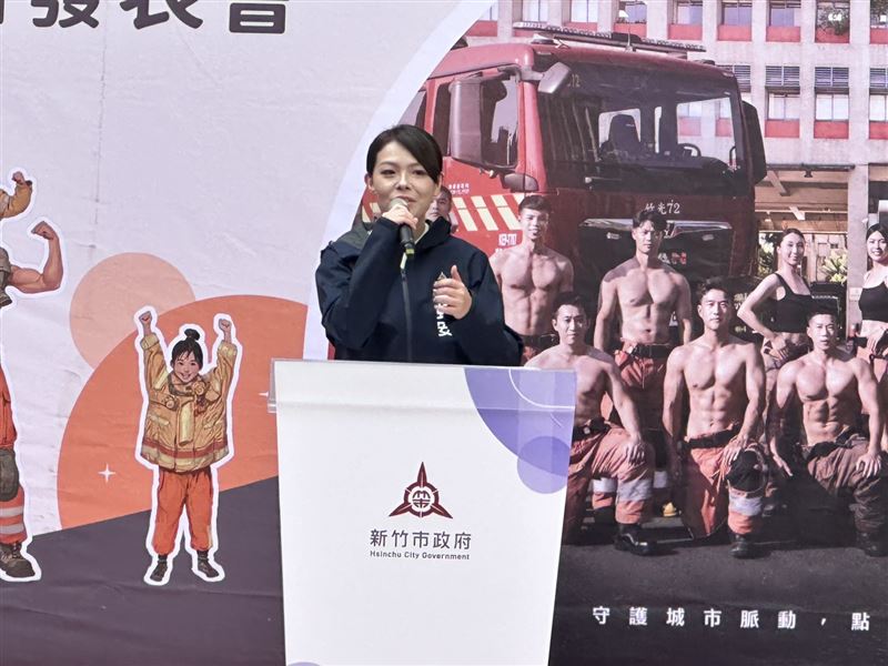 高虹安說,復職後第一個簽下的公文,就是消防人員加給。(圖/記者羅欣怡攝影)