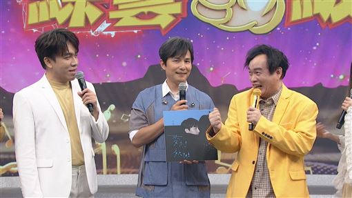 康康洗澡跌倒「倒地數分鐘」！最新傷勢曝