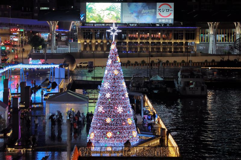 基隆海洋廣場冬季點燈啟動。（圖／基隆市文化觀光局提供）