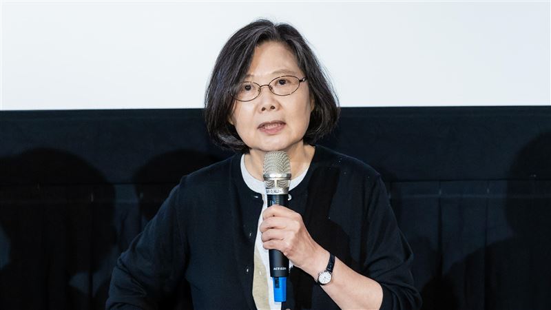 蔡英文看《大濛》淚崩！喊話：心疼又溫暖