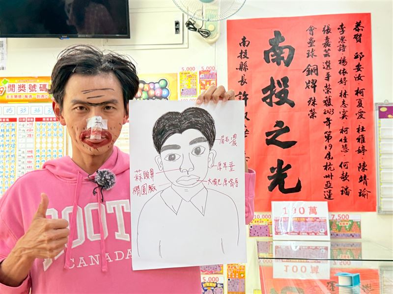 阿翔酷似頭彩得獎得主。(圖/民視提供)