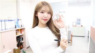 韓籍女神廉世彬突襲大學教室　同學好驚喜