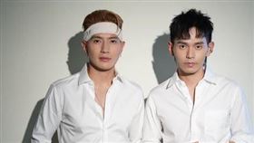 大馬男子組合「Fuying & Sam（FS）」沉潛多年以更成熟的姿態重返歌壇。（圖／翻攝自FS ( Fuying & Sam )IG）