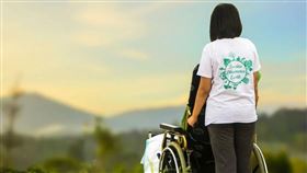 輪椅,看護,長照,殘障,身障,圖／翻攝自Pixabay