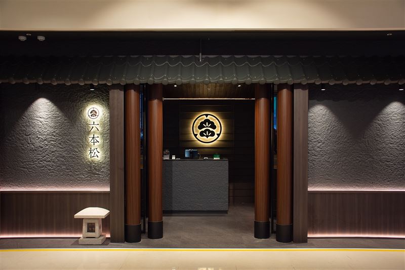 六本松壽喜燒插旗信義區A19火鍋大樓，主打一鍋雙流派吃法，成為近期信義區餐飲話題新焦點。（圖／六本松提供）