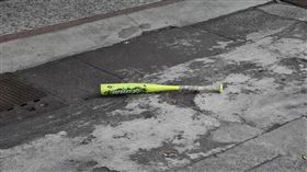 台中球棒隊，砸車行，砸毀15車，錄影，警逮8嫌怒斥：別來蹭棒球英雄(圖／翻攝畫面)