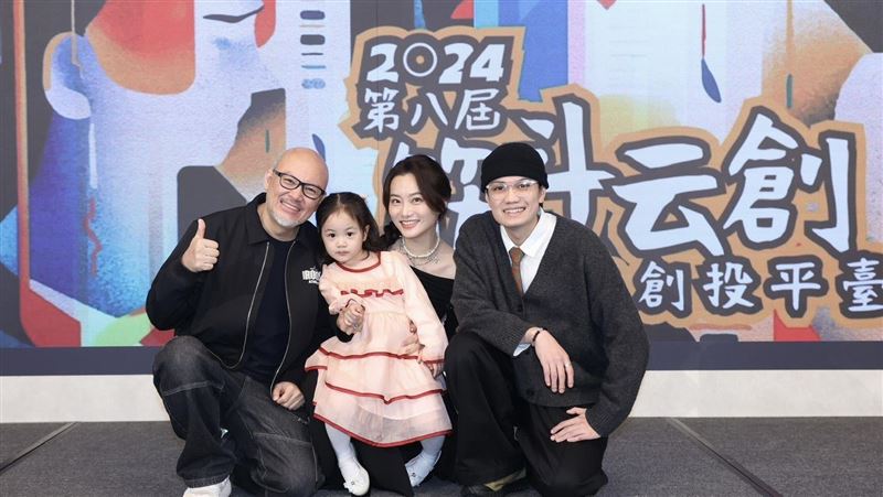 趙小僑曝出道最大尺度！劉亮佐當眾變臉