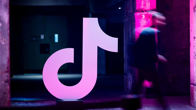 TikTok遭控未經允許跨平台蒐集用戶資料。（圖／美聯社／達志影像）