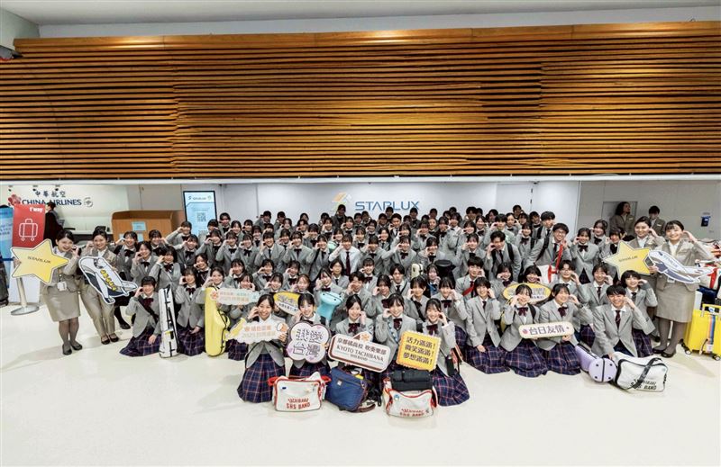 橘色惡魔預計傍晚7時40分將與翡翠騎士、莊敬高職樂儀旗隊攜手演出。(圖/文化總會提供)