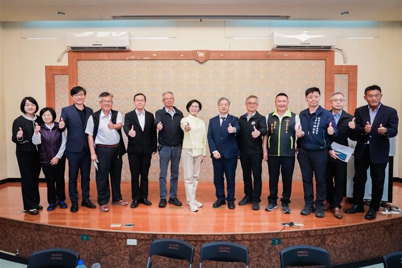 展現市長級執行力！林岱樺解決產業園區座談四大痛點： 關稅、移工勞退、垃圾清運、88壅塞。（圖／林岱樺辦公室提供）