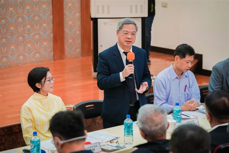 展現市長級執行力！林岱樺解決產業園區座談四大痛點： 關稅、移工勞退、垃圾清運、88壅塞。（圖／林岱樺辦公室提供）