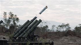 Altius-600M攻擊型無人機發射升空。（圖／國防部提供）