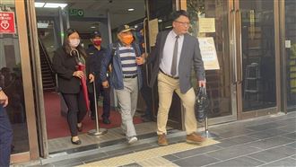 柯文哲案開庭！吳順民控檢毀一生清譽