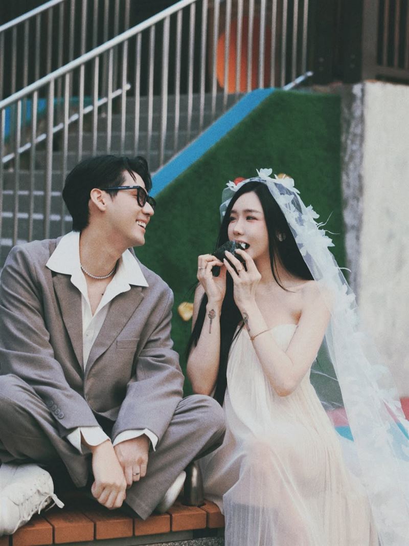 許允樂二婚李玉璽。(圖/翻攝自李玉璽IG)