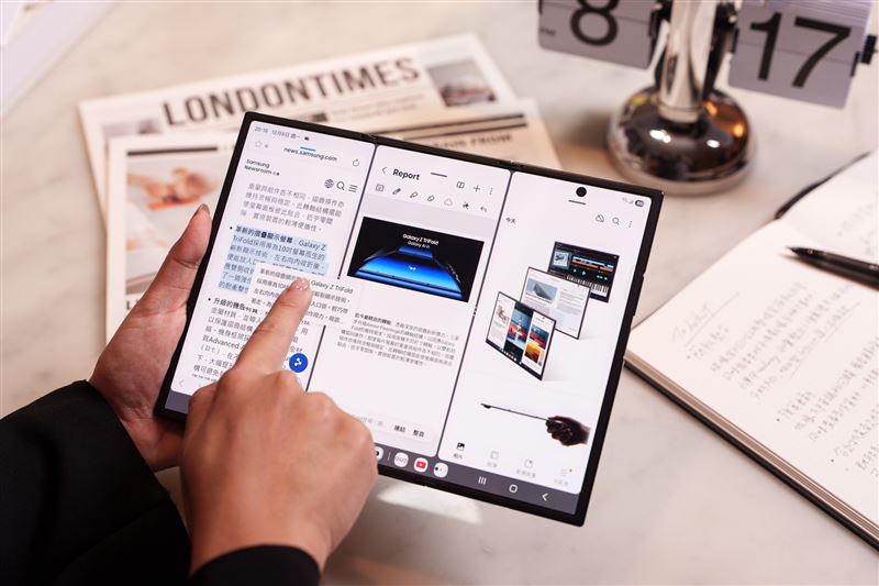 Samsung Galaxy Z TriFold 16GB/512GB。(圖/台灣三星提供)