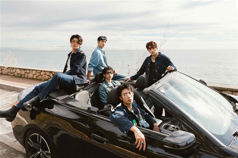 FEniX推出新歌〈Day Off〉，全曲講述疲憊中重新找回自我節奏的自由。（圖／華納音樂提供）