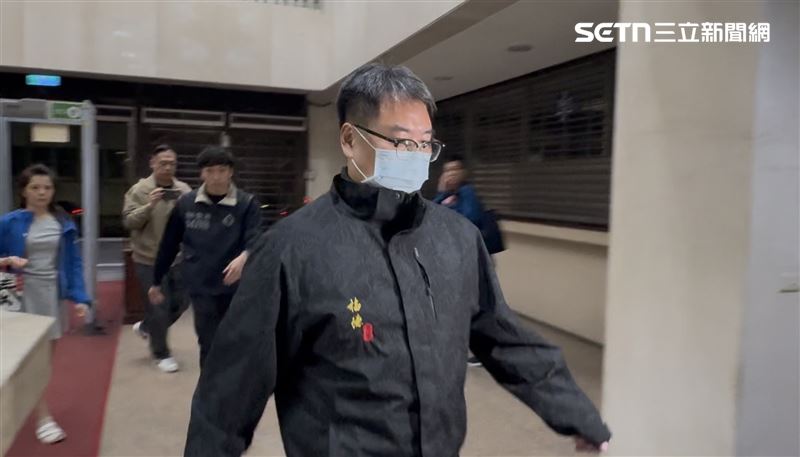 疑護航鍾文智!北市派出所3副所長送北檢