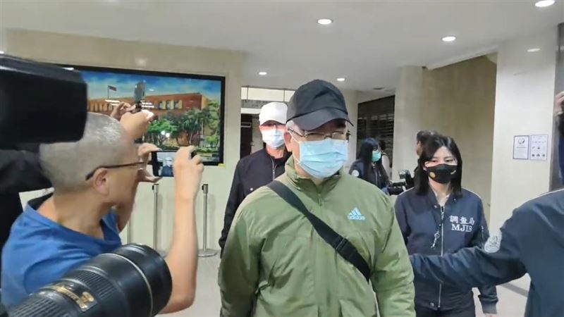 涉護航鍾文智，福德派出所前副所長李俊良遭聲押。（圖／翻攝畫面）