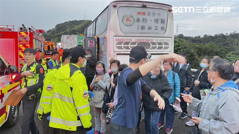 事故當時，客運上共40名乘客，其中6人輕傷送醫。國光客運表示乘客皆已出院。（圖／翻攝畫面）