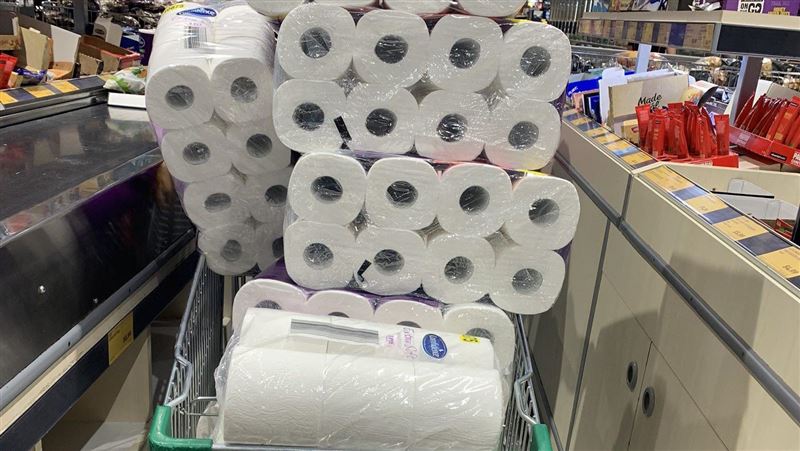 聖誕禮物抽到「最大箱」!她打開後心涼了