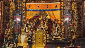 【錯過再等180年 1 】冬至遇天赦日業力清零，易經理財專家陶文老師說：「冬至＋天赦日」是180年難得一遇的天時大合流，掌握者先贏一年。曝光轉運3關鍵（圖／陶文老師提供、時報出版提供、記者鍾志鵬攝影）） 